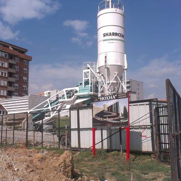 2013 HIG PRISTINA KOSOVO VOYAGER 90-M.jpg